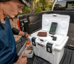 Pelican 14QT Personal Cooler - 13L|-|14QT Glacière Personnelle - 13L -Pelican Store PLC 14QT 7E 7ELifestyle 20White 20 20Grey