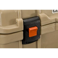 Pelican Wheeled Elite Cooler 45QT/ 42.59L|-|Glacière Elite Sur Roues 45QT/ 42.59L -Pelican Store PLC 32 45QW 7EOutdoor 20Tan 7Ebear 20proof 20latch