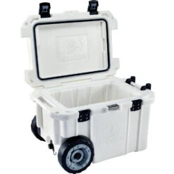 Pelican Wheeled Elite Cooler 45QT/ 42.59L|-|Glacière Elite Sur Roues 45QT/ 42.59L -Pelican Store PLC 32 45QW 7E 7Eopened 20Marine 20 20White 2eec6b9c d70e 47a8 aef5 10fffdaa340b